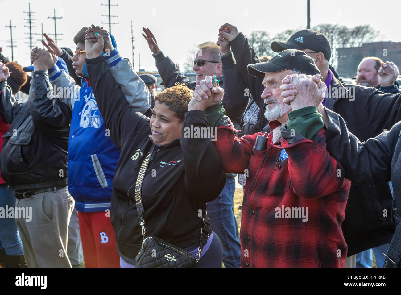 Warren, Michigan, USA. 22nd Feb 2019.  The United Auto Workers union holds a prayer vigil at General Motors' Warren Transmission plant to protest the planned closure of the facility. GM says it will close five factories in the United States and Canada, putting thousands out of work. Credit: Jim West/Alamy Live News Stock Photo
