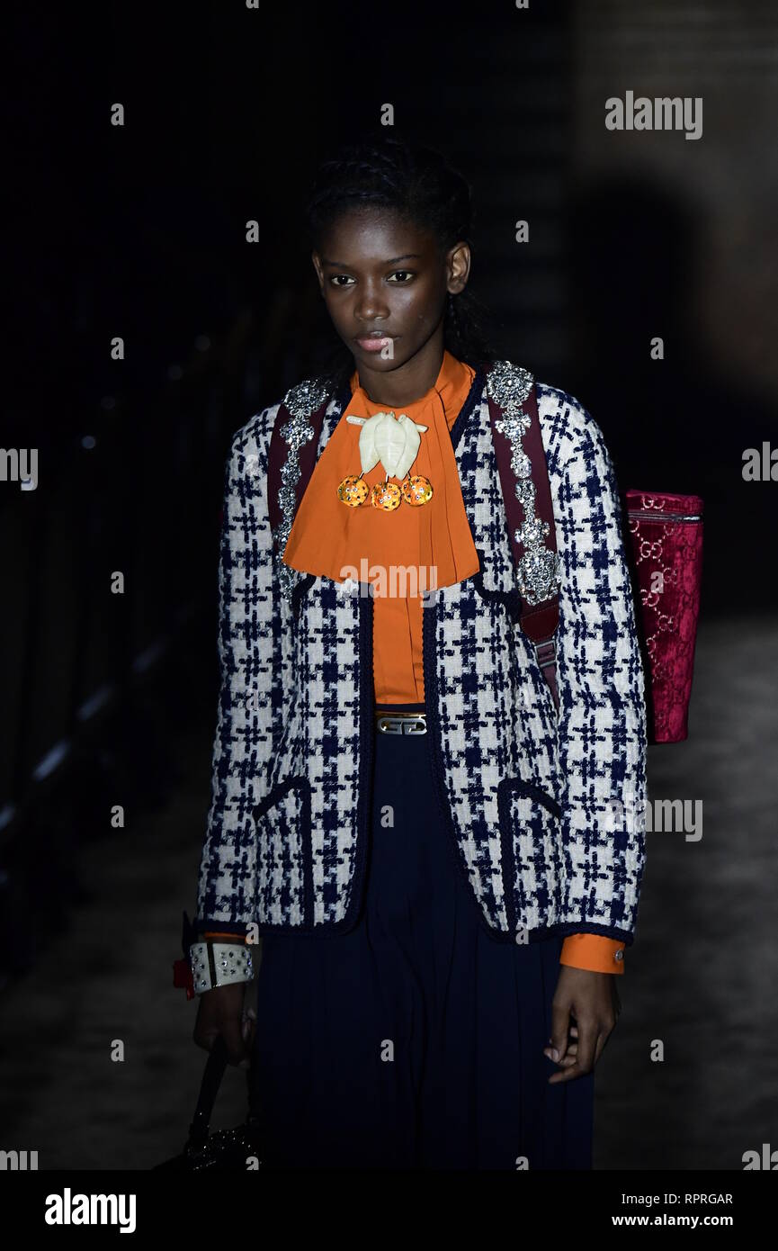 Gucci runway 2018 hi-res stock photography and images - Page 6 - Alamy