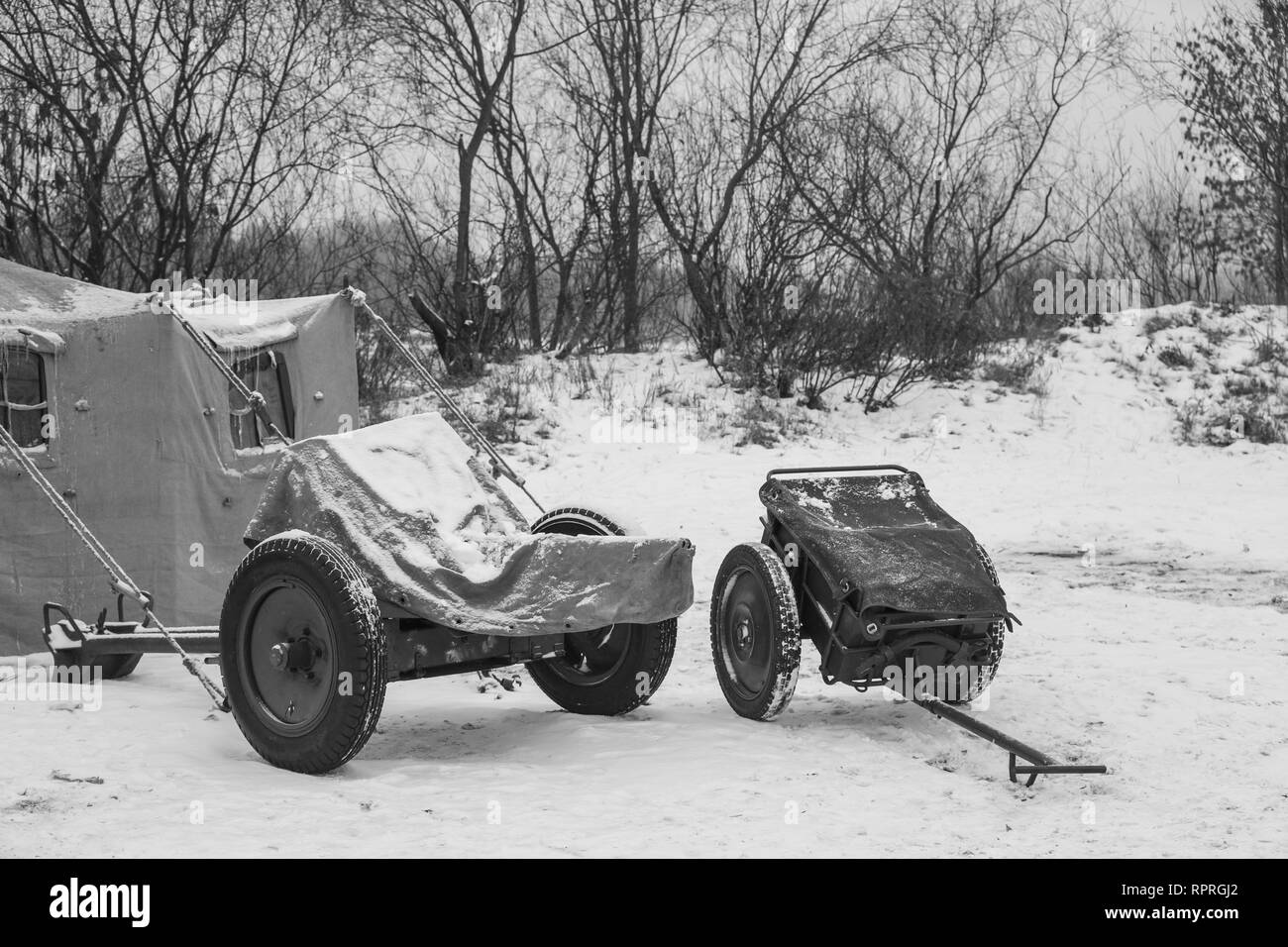 German Military Ammunition. German Anti-tank Gun That Fired A 3.7 Cm Calibre Shell And Infantry Cart Or Handcart Infanteriekarren IF8 Of World War WW Stock Photo