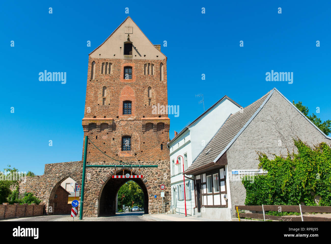 Historic Stettin gate at the city wall and museum of agriculture, Gartz/Oder, Uckermark, Brandenburg, Germany Stock Photo