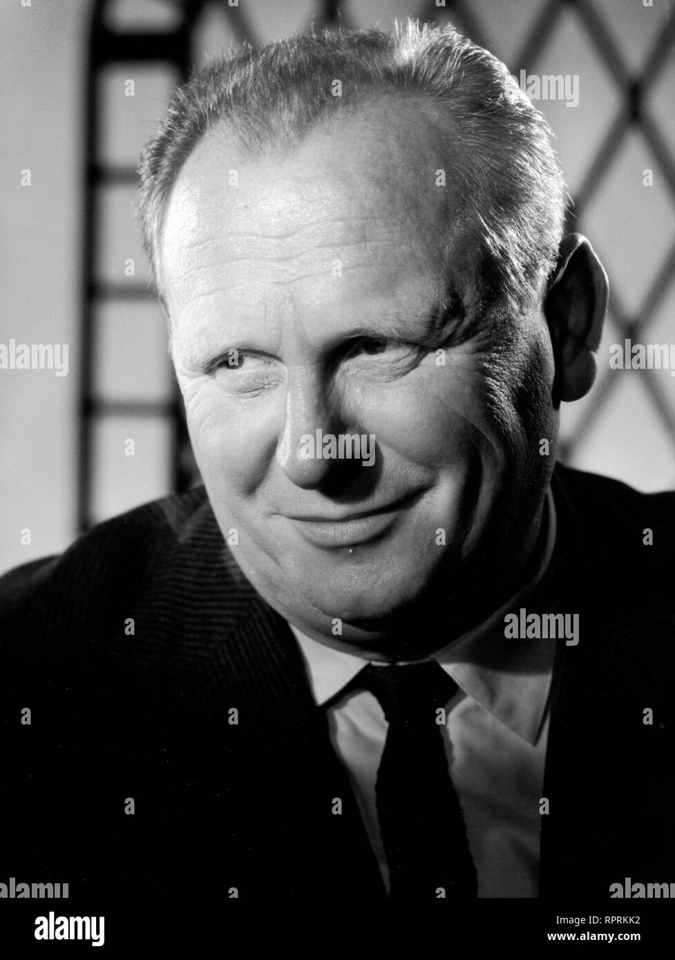 DIE TAUSEND AUGEN DES DR. MABUSE BRD/Frankr./Italien 1960 Fritz Lang Bild: GERT FRÖBE (Kriminalkommissar Kras) Stock Photo