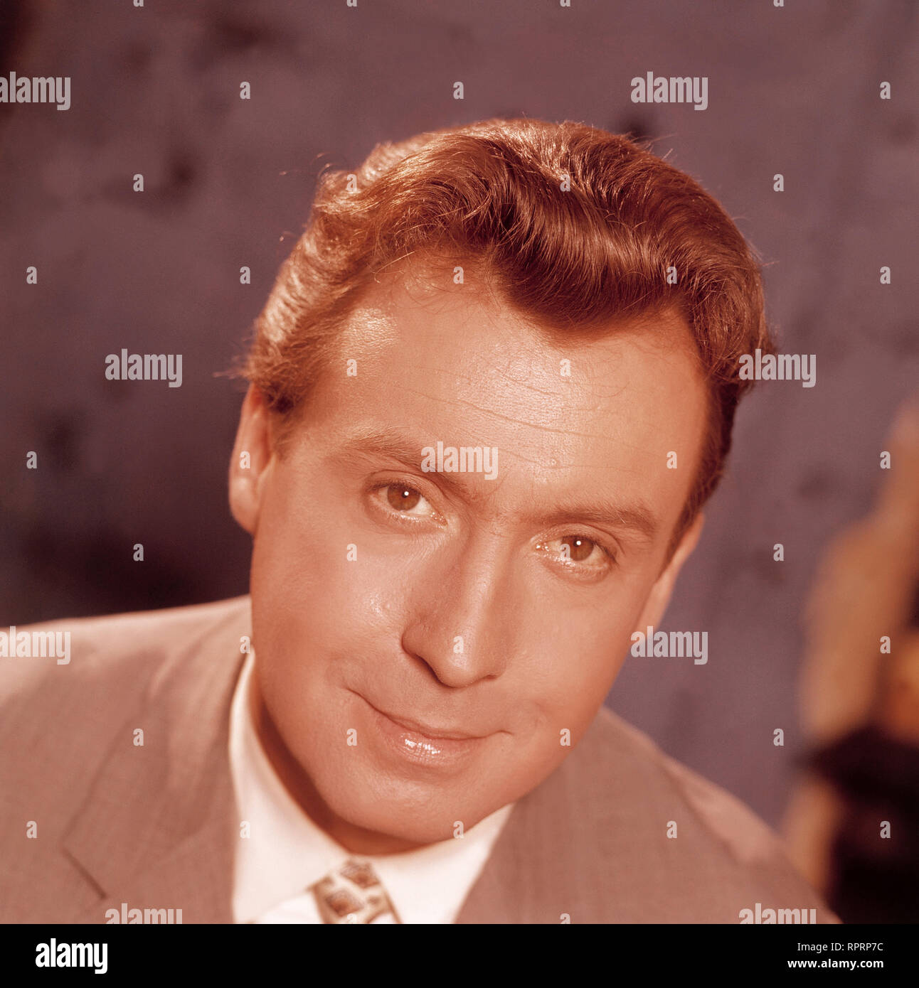 Peter Alexander Sanger Schauspieler Entertainer 50er Jahre Stock Photo Alamy