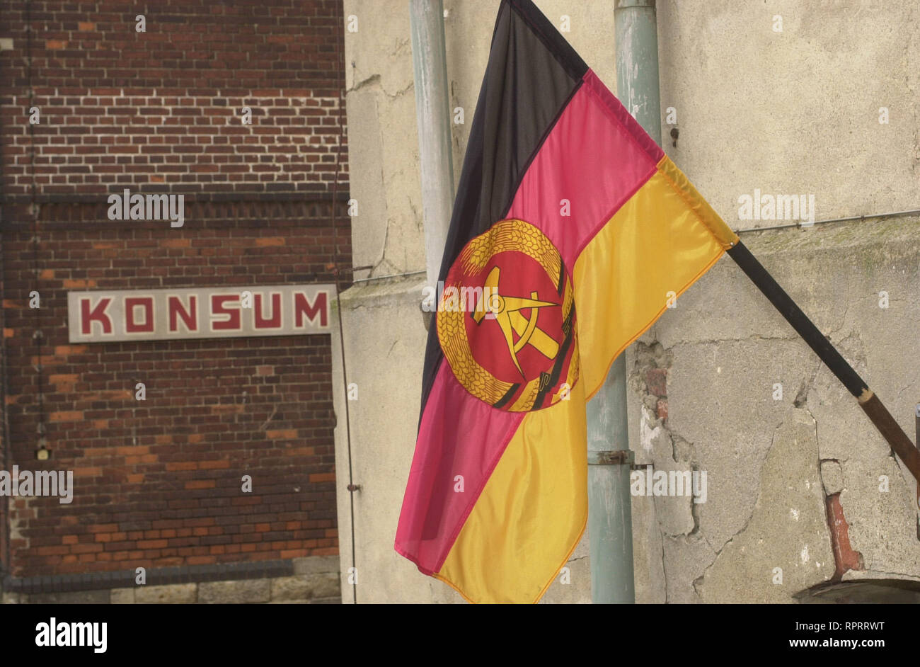 DDR - Fahne / Überschrift: DDR Stock Photo
