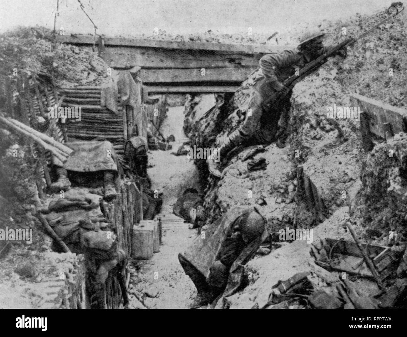 In a front line trench at Ovillers, 1916. The Capture of Ovillers (1-16 July 1916) was a British local operation during the Battle of Albert, the name given by the British to the first two weeks of the Battle of the Somme. Stock Photo