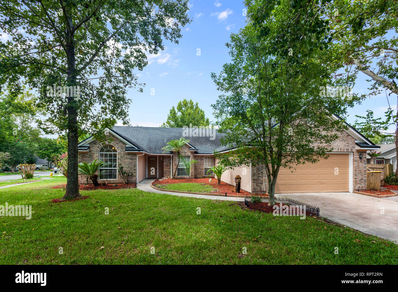 Ranch Style Home Exterior Modern Architectural Real Estate View ...