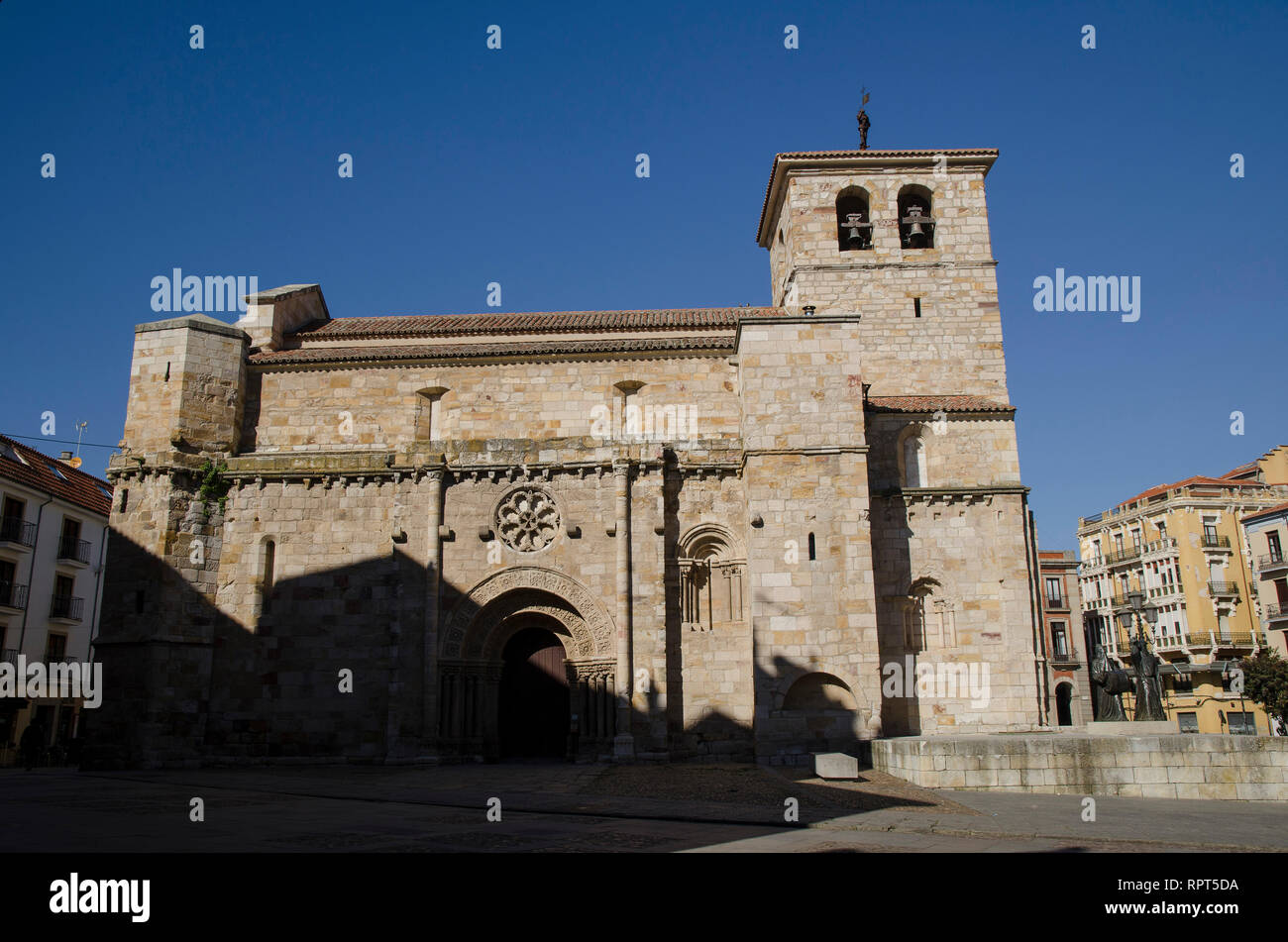 Iglesia de San Juan Bautista o de Puerta Nueva Zamora Stock Photo