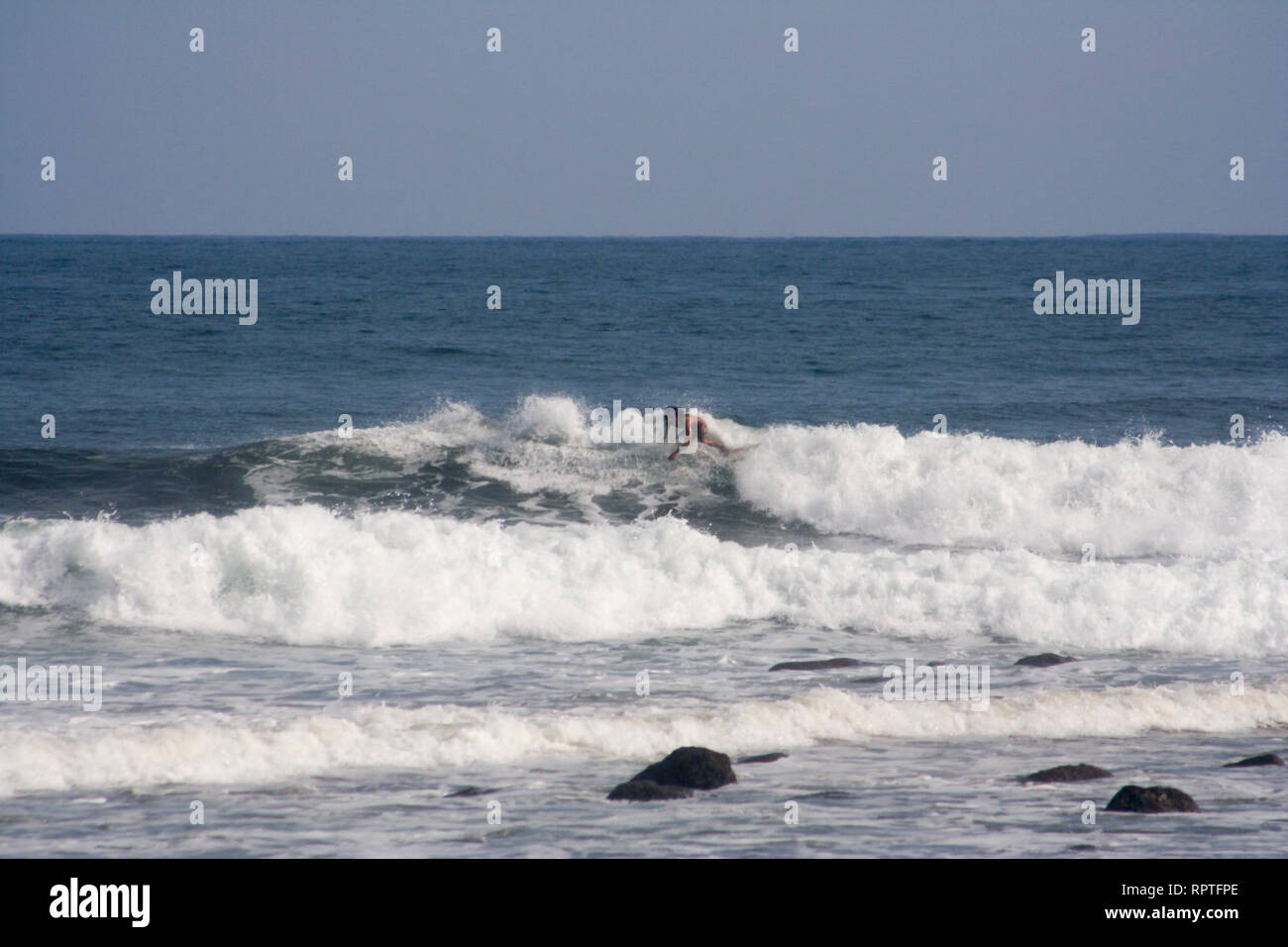 Surfing in El Zonte, La Libertad, El Salvador Stock Photo Alamy
