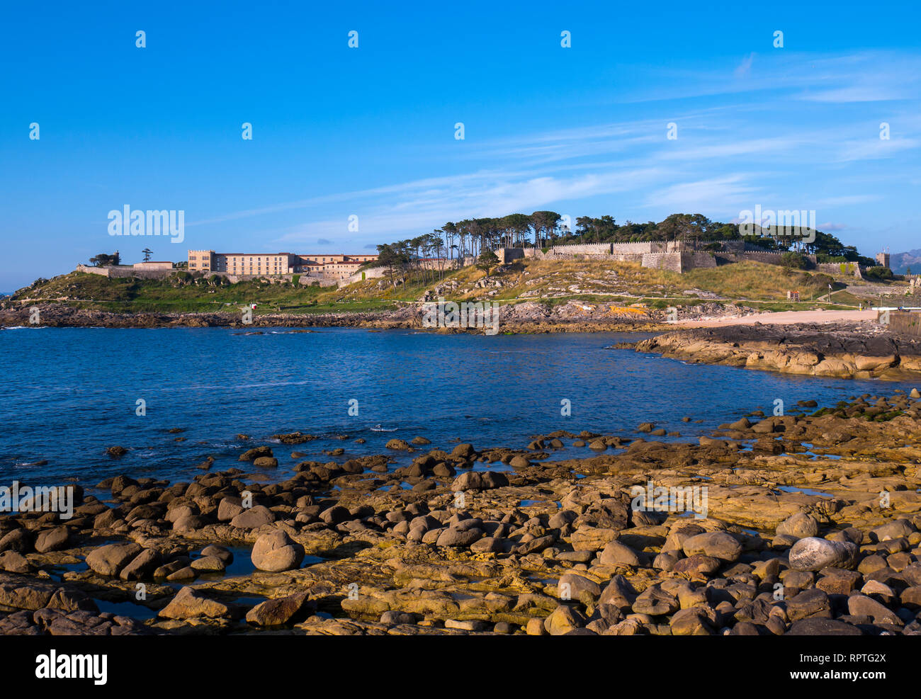 Parador De Bayona Pontevedra Galicia Espa a Stock Photo Alamy parador-de-bayona-pontevedra-galicia-espa-a-stock-photo-alamy