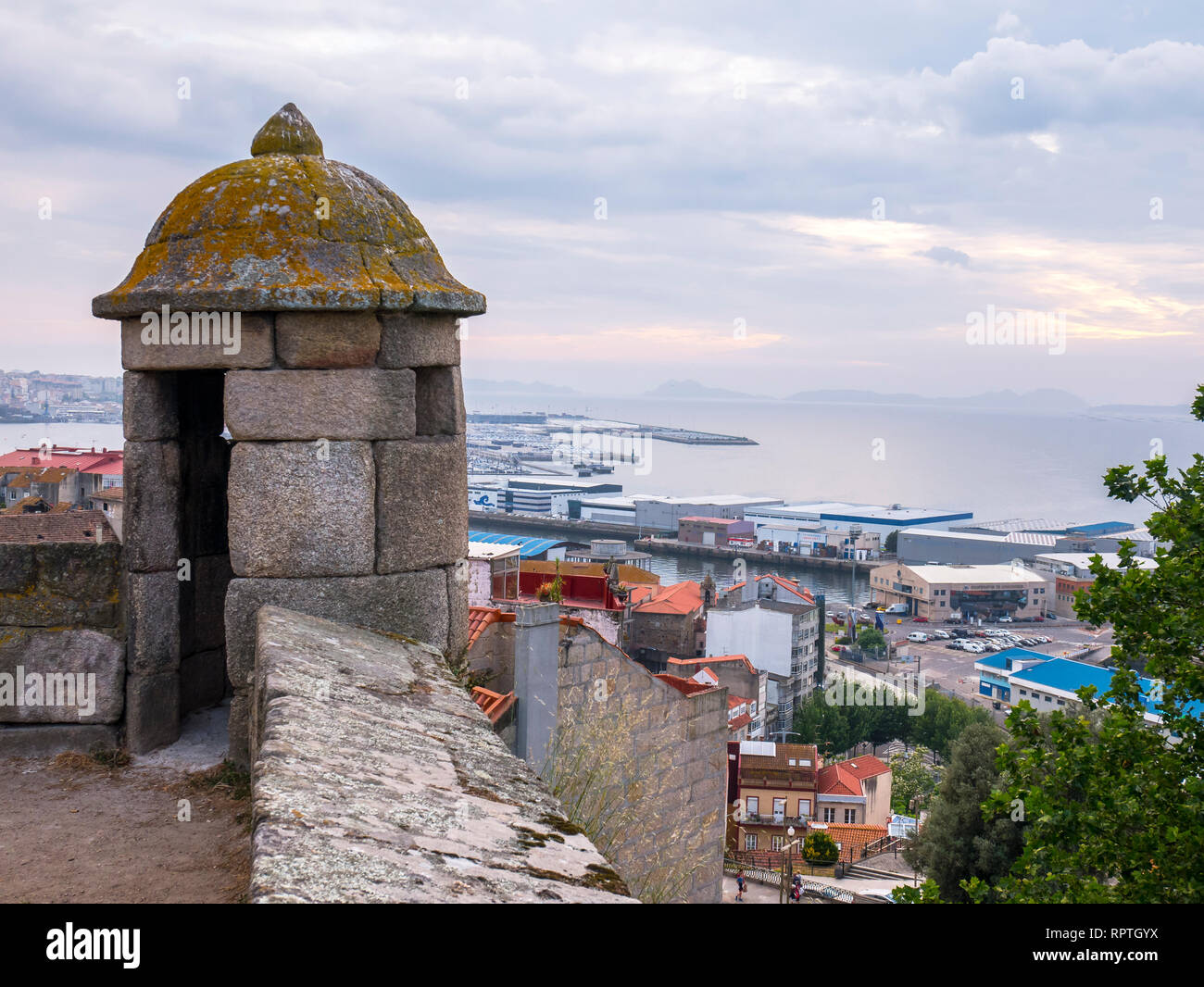 Ciudad fortaleza hires stock photography and images Alamy