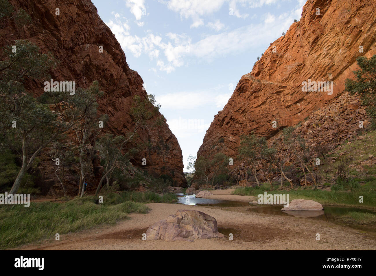 Simpsons Gap (Arrernte: Rungutjirpa) is one of the gaps in the West MacDonnell Ranges in Australia's Northern Territory. west of Alice Springs. Stock Photo