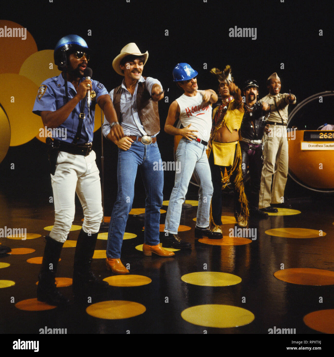 VILLAGE PEOPLE, US-American Disco Band  (1980s), Auftritt in der ZDF Quizsendung: Der Grosse Preis, 14.08.1980. kpa/Grimm Stock Photo