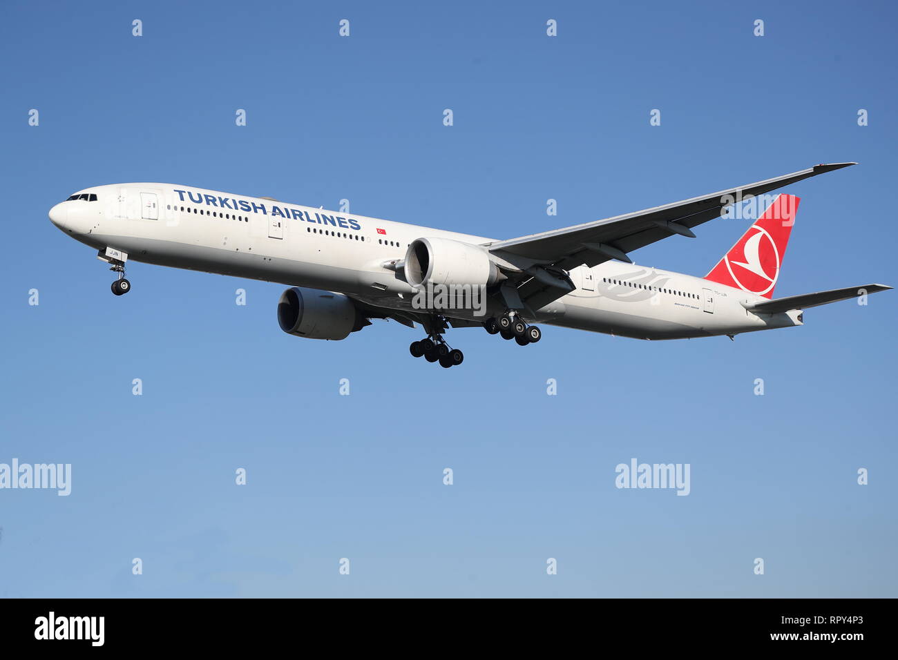 Turkish Airlines Boeing 777 TC-JJN landing at London Heathrow Airport, UK Stock Photo