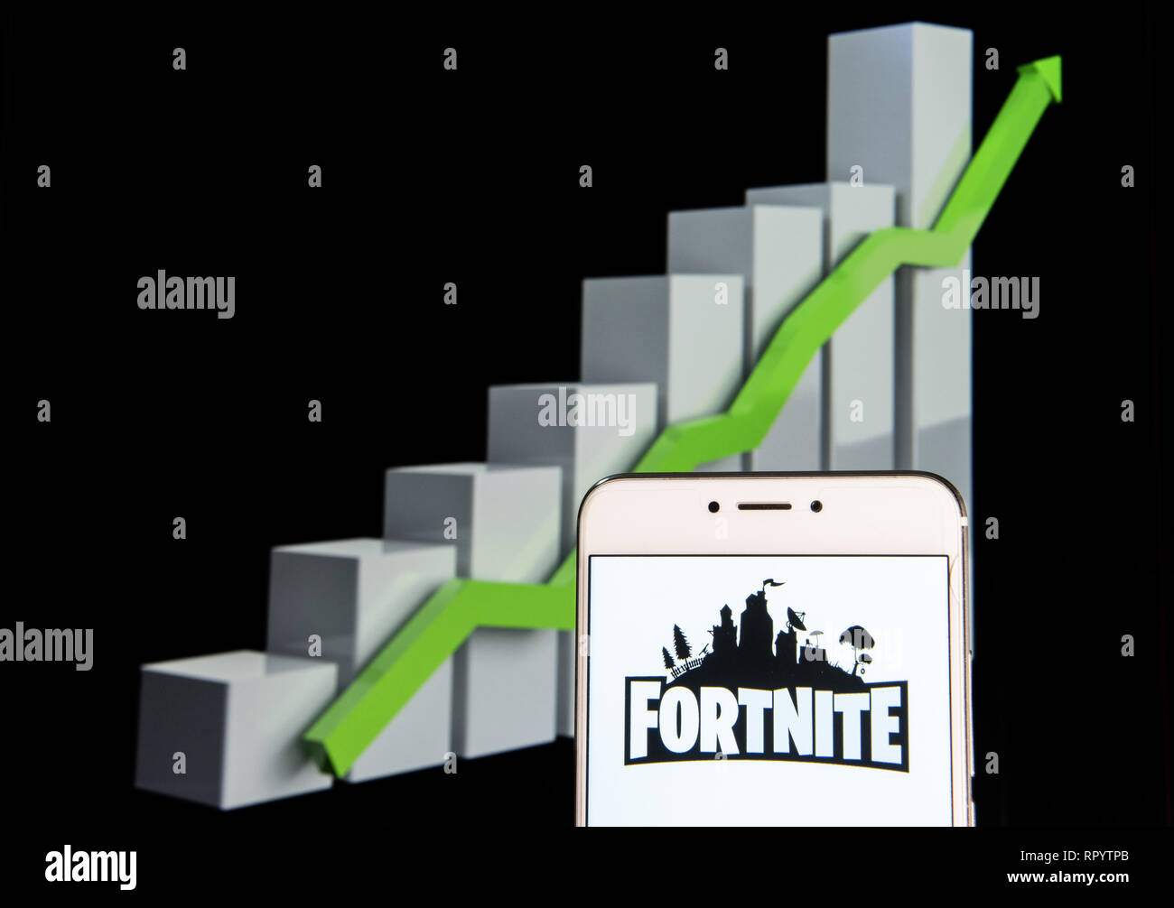 Epic games logo hi-res stock photography and images - Alamy