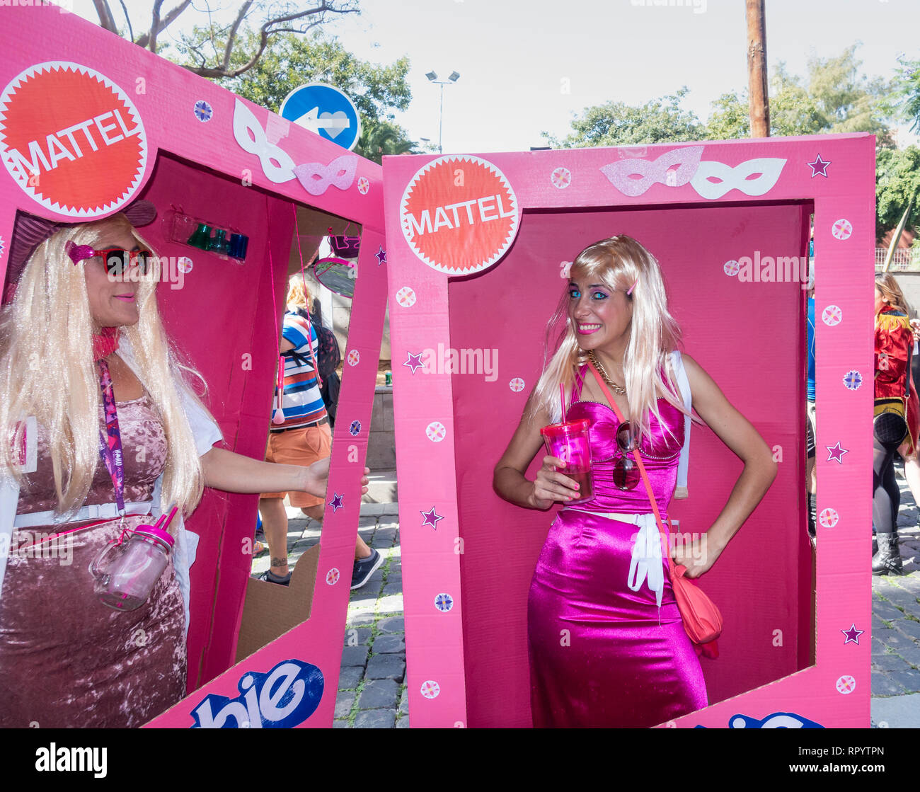 Barbie doll costume fancy dress hi-res stock photography and images - Alamy
