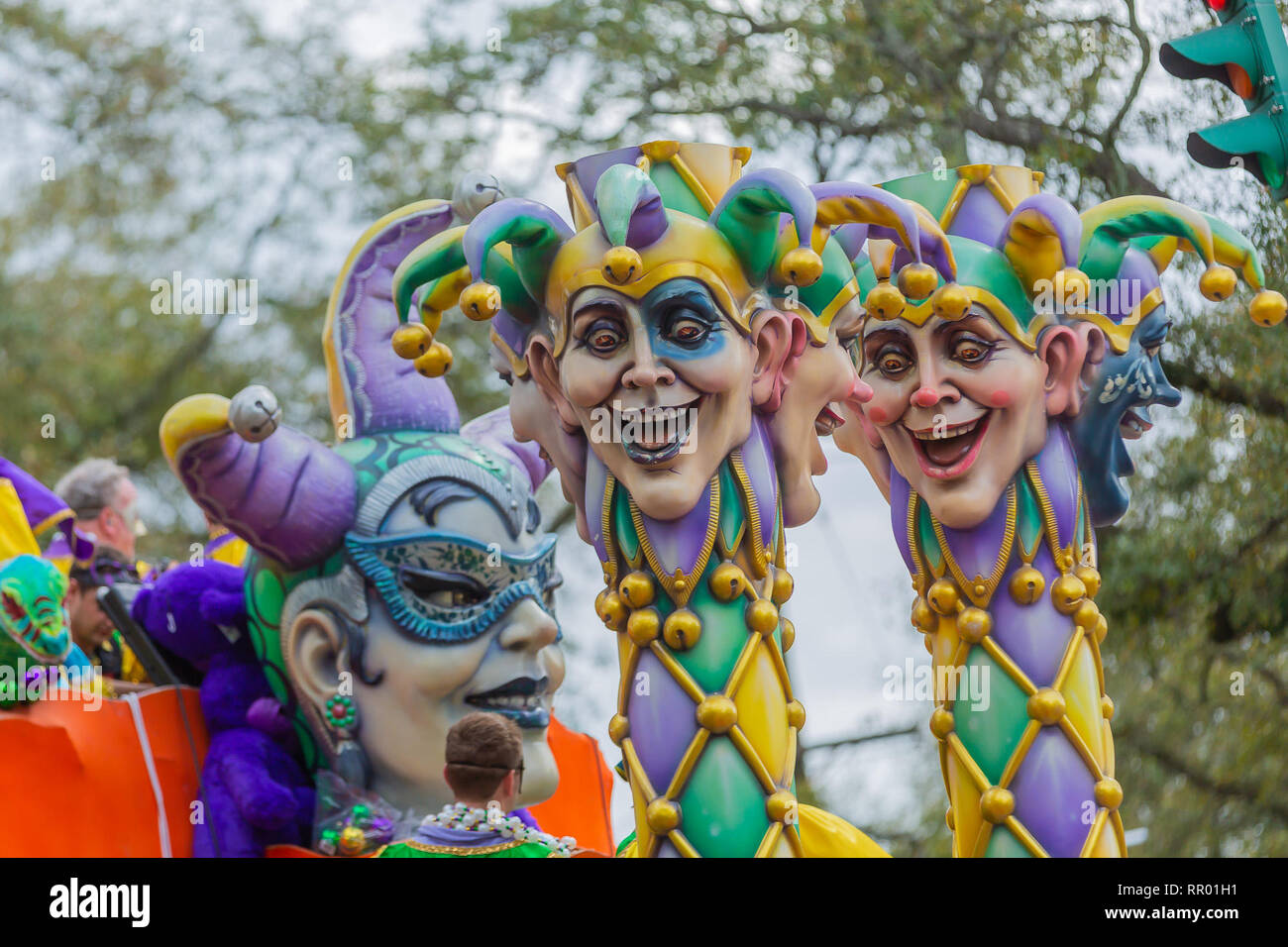 mardi gras krewe court