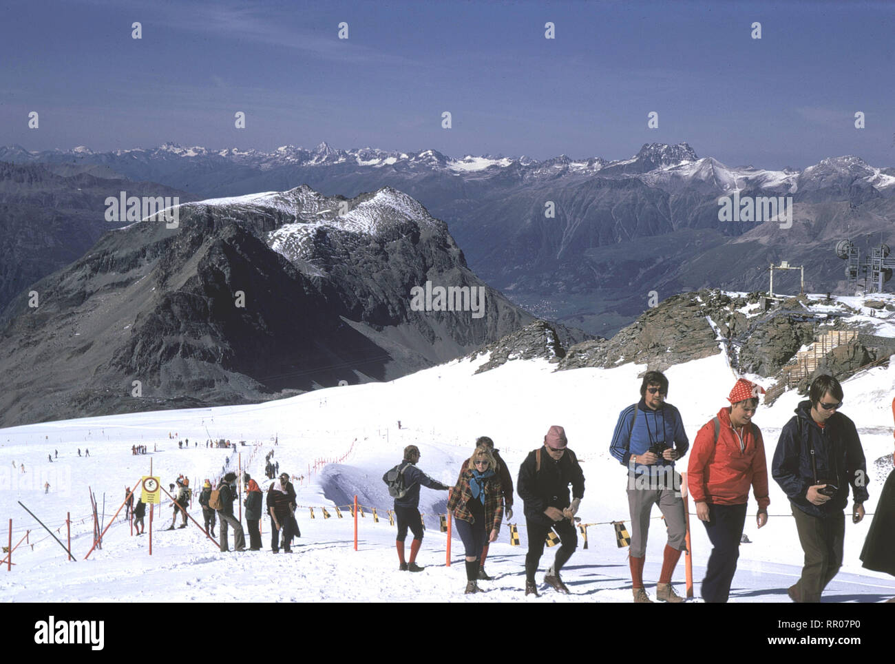 Schweiz - Alpenwanderer / Überschrift: Schweiz Stock Photo