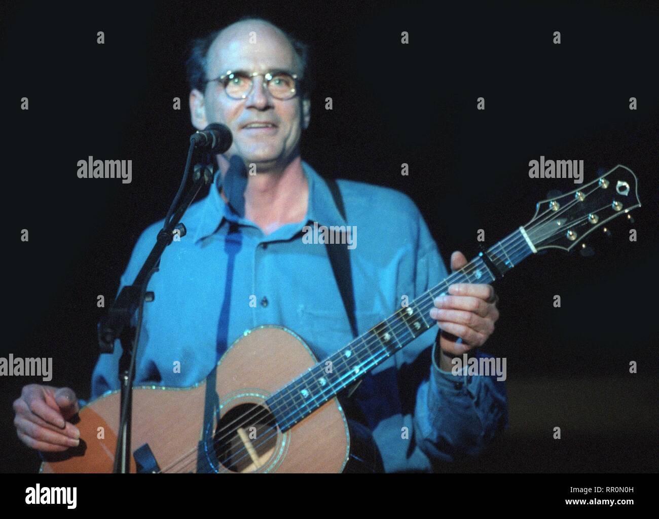 James Taylor 1999 Photo By John Barrett/PHOTOlink Stock Photo Alamy