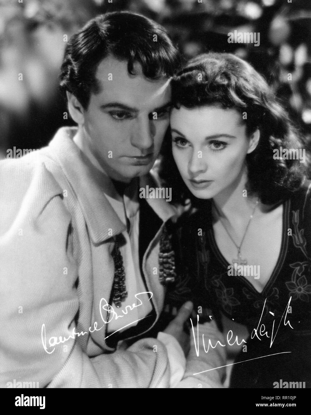 LAURENCE OLIVIER and VIVIEN LEIGH as ROMEO AND JULIET 1940 play by William Shakespeare 51st Street Theatre New York USA May 9 1940 Stock Photo