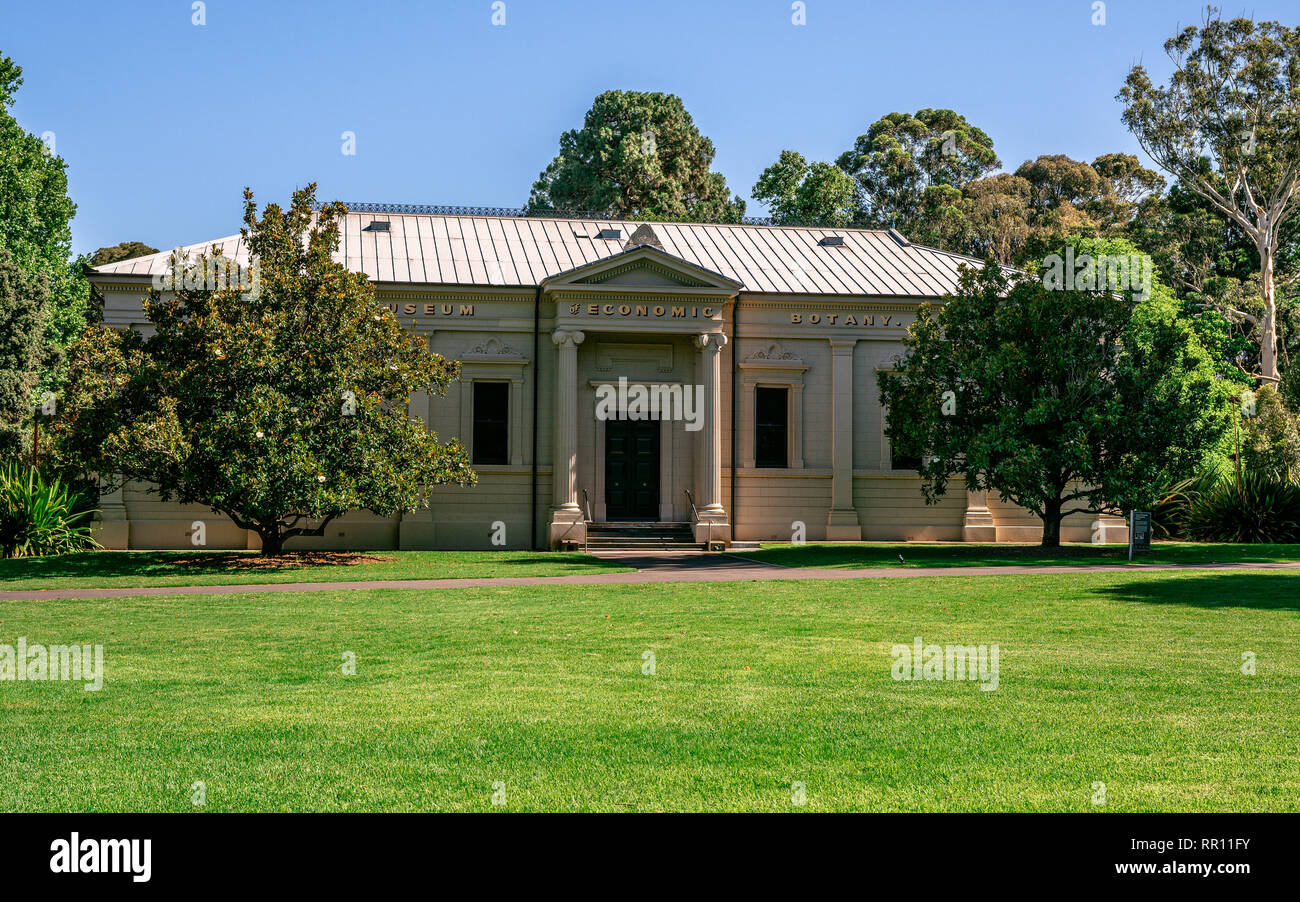 Exterior view of the Adelaide Santos museum of economic botany building