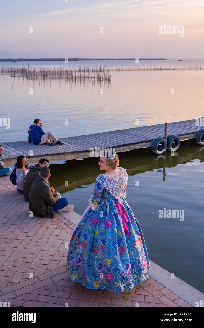 Valencia,Spain - February 23, 2019: Fallas celebration, woman traditionally  dresses. Fallera in beautiful medieval dresses. Albufera Lake Stock Photo -  Alamy