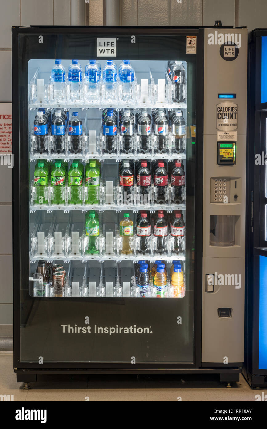 Coffee vending machine usa hires stock photography and images Alamy