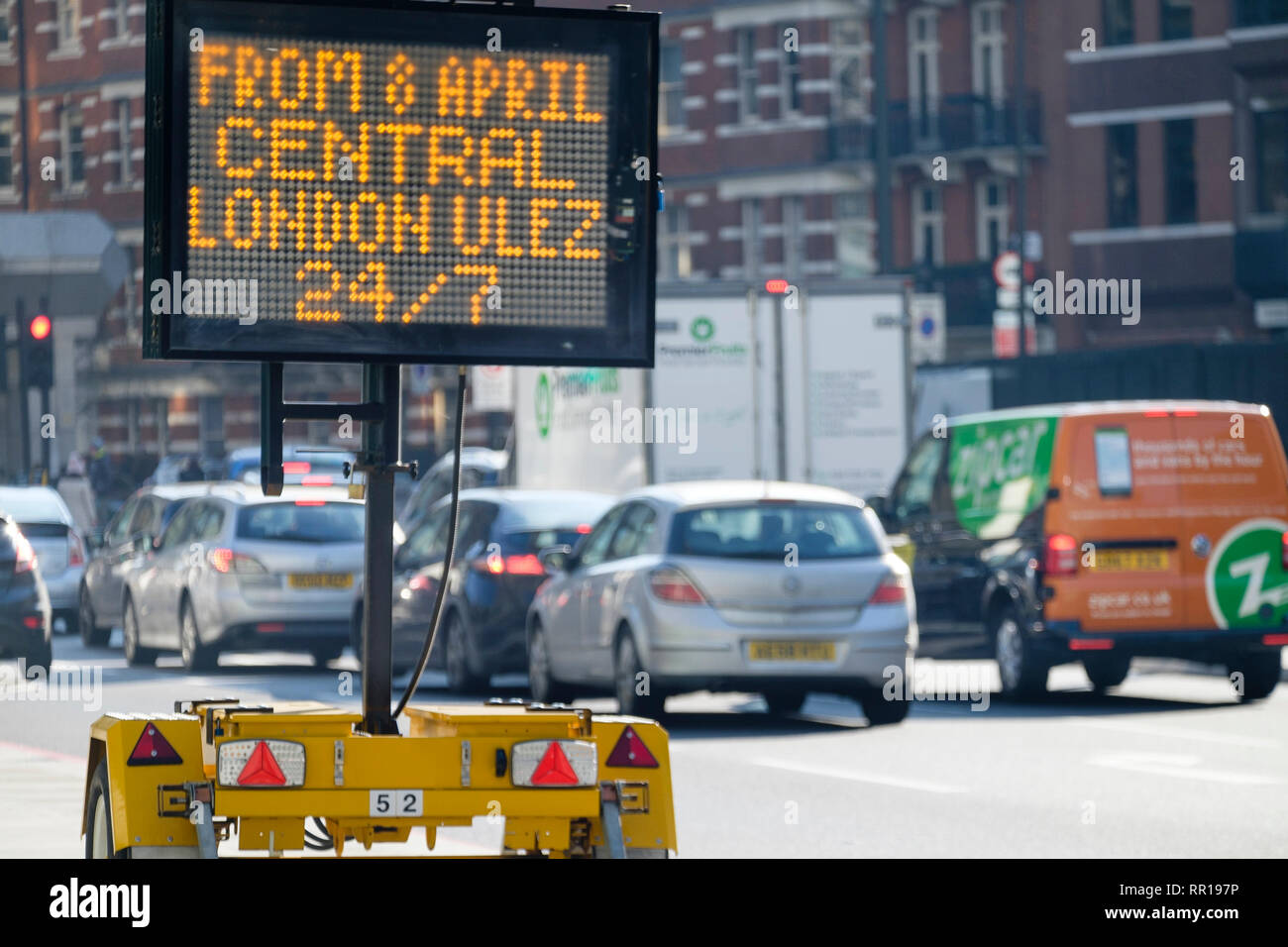 Matrix sign forewarning drivers of the incoming Central London Ultra Low Emission Zone taking effect from 8 April 2019 Stock Photo