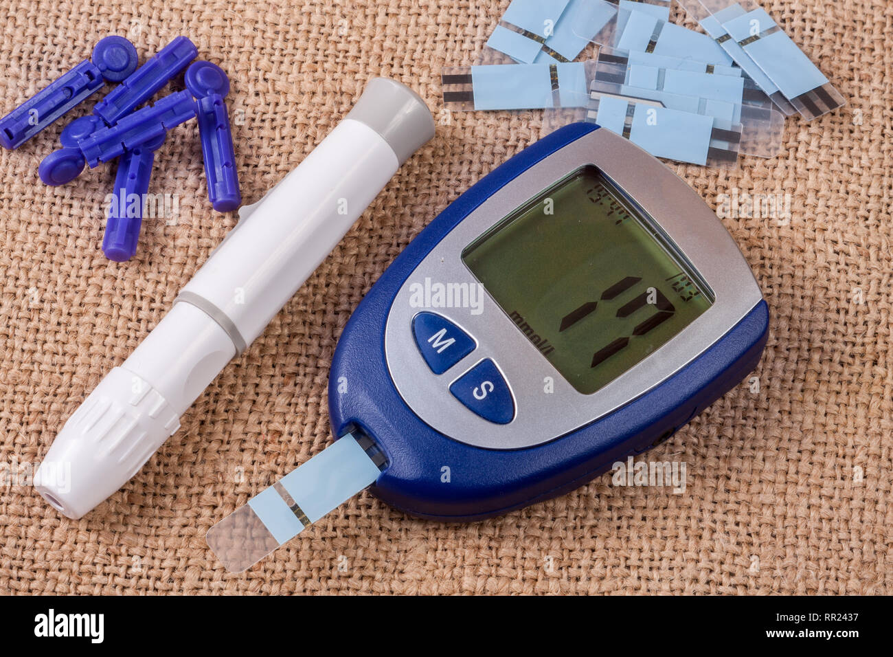 Meter stick hires stock photography and images Alamy