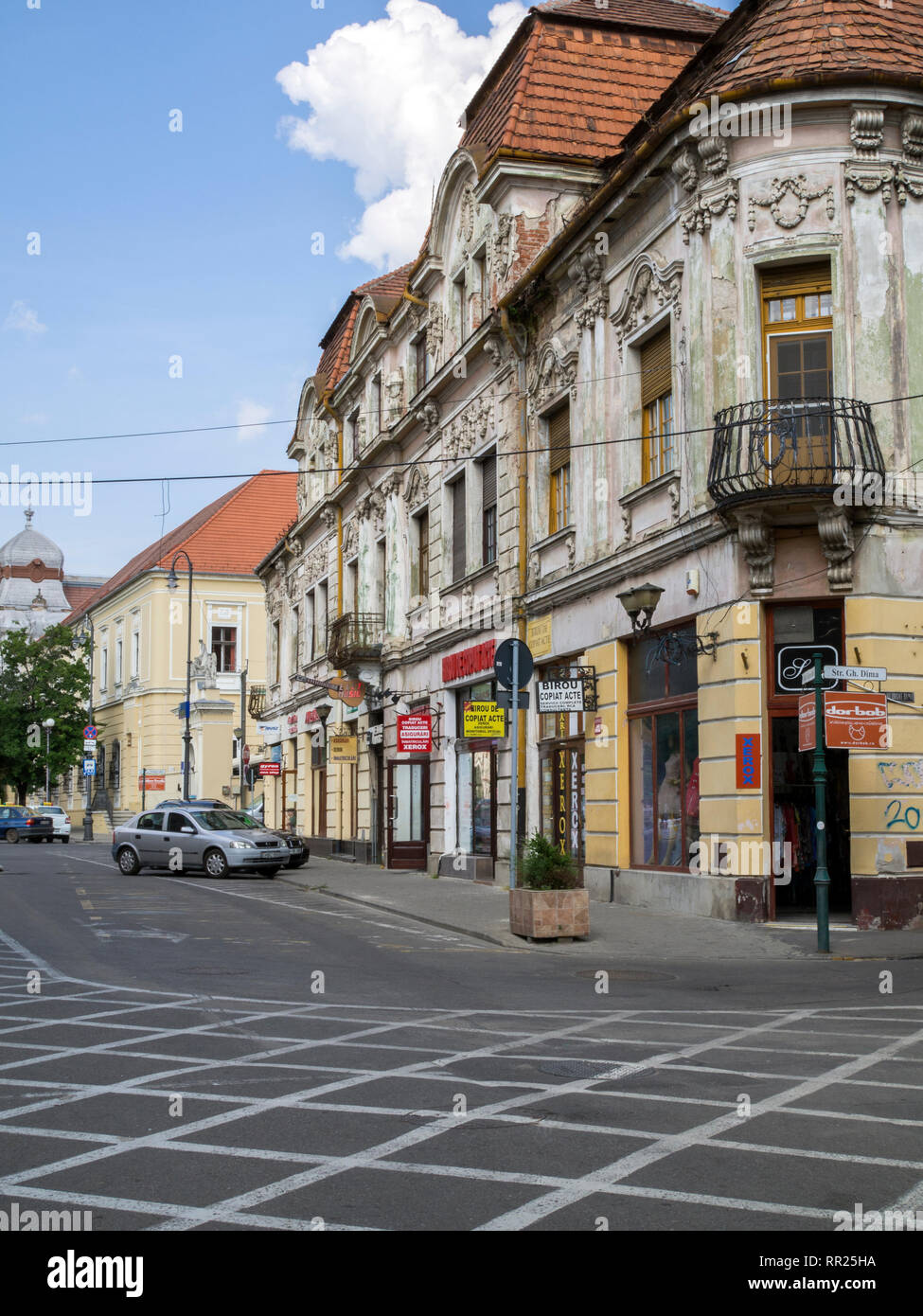 Art Nouveau buildings in the centre of Oradea, in Romania Stock Photo -  Alamy