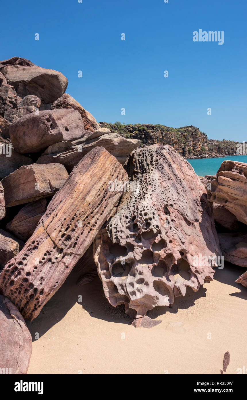 Wave and wind erosion on rocks at Koolama Bay, Western Australia Stock ...