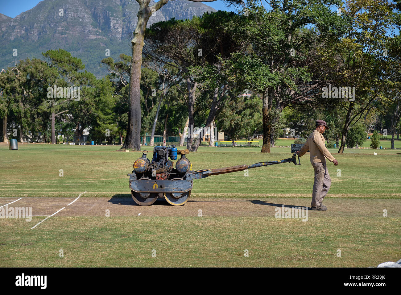 Vintage bowling machine hires stock photography and images Alamy
