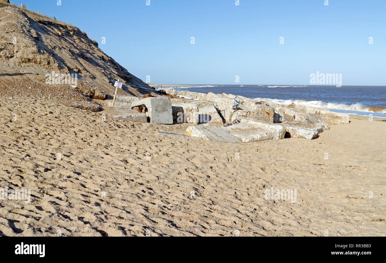 At risk of coastal erosion hi-res stock photography and images - Alamy