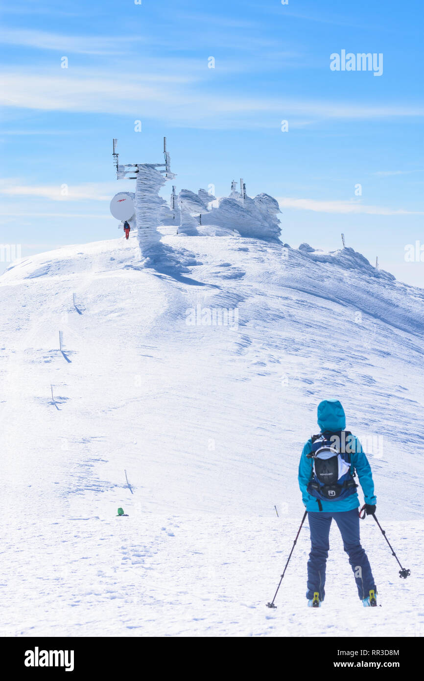 Puchberg am Schneeberg: mountain Schneeberg, summit Klosterwappen, snow covered radar station, ski tour tourer in Wiener Alpen, Alps, Niederösterreich Stock Photo