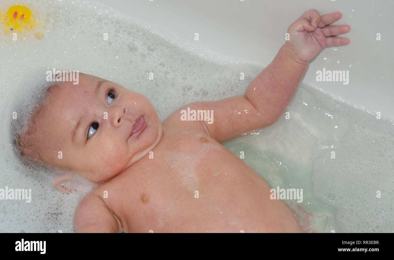 bathing 4 month old