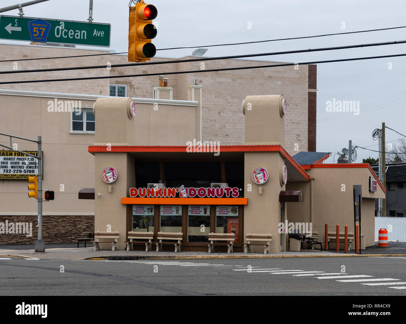 Long Branch, United States - November 18 2018:   The Long Branch Dunkin Donuts Drive Thru on  3rd Avenue Stock Photo