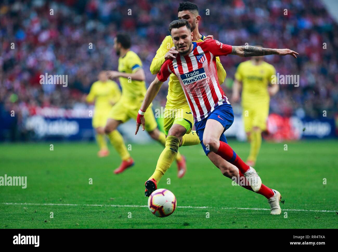 Madrid, Spain. 24th Feb, 2019. SaÃºl Ã‘Ã-guez of Atletico de Madrid and VÃ-ctor Ruiz of Villarreal during the LaLiga 2018/19 match between Atletico de Madrid and Villarreal, at Wanda Metropolitano Stadium in Madrid on February 24, 2019. (Photo by Guille Martinez/Cordon Press) Credit: CORDON PRESS/Alamy Live News Stock Photo