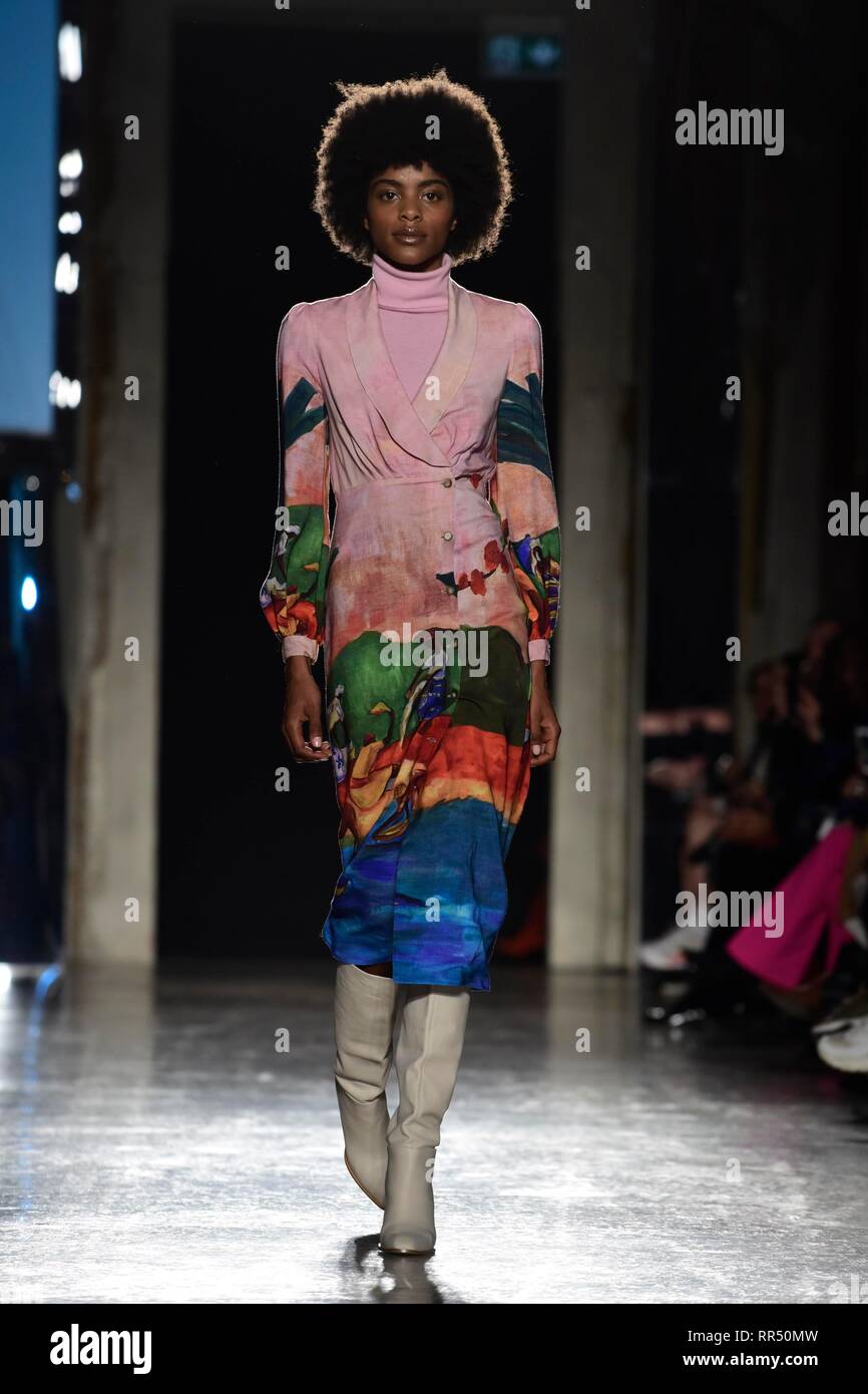 Milan, Italy. 24th Feb, 2019. Milan Fashion Week Fashion Women Fall ...