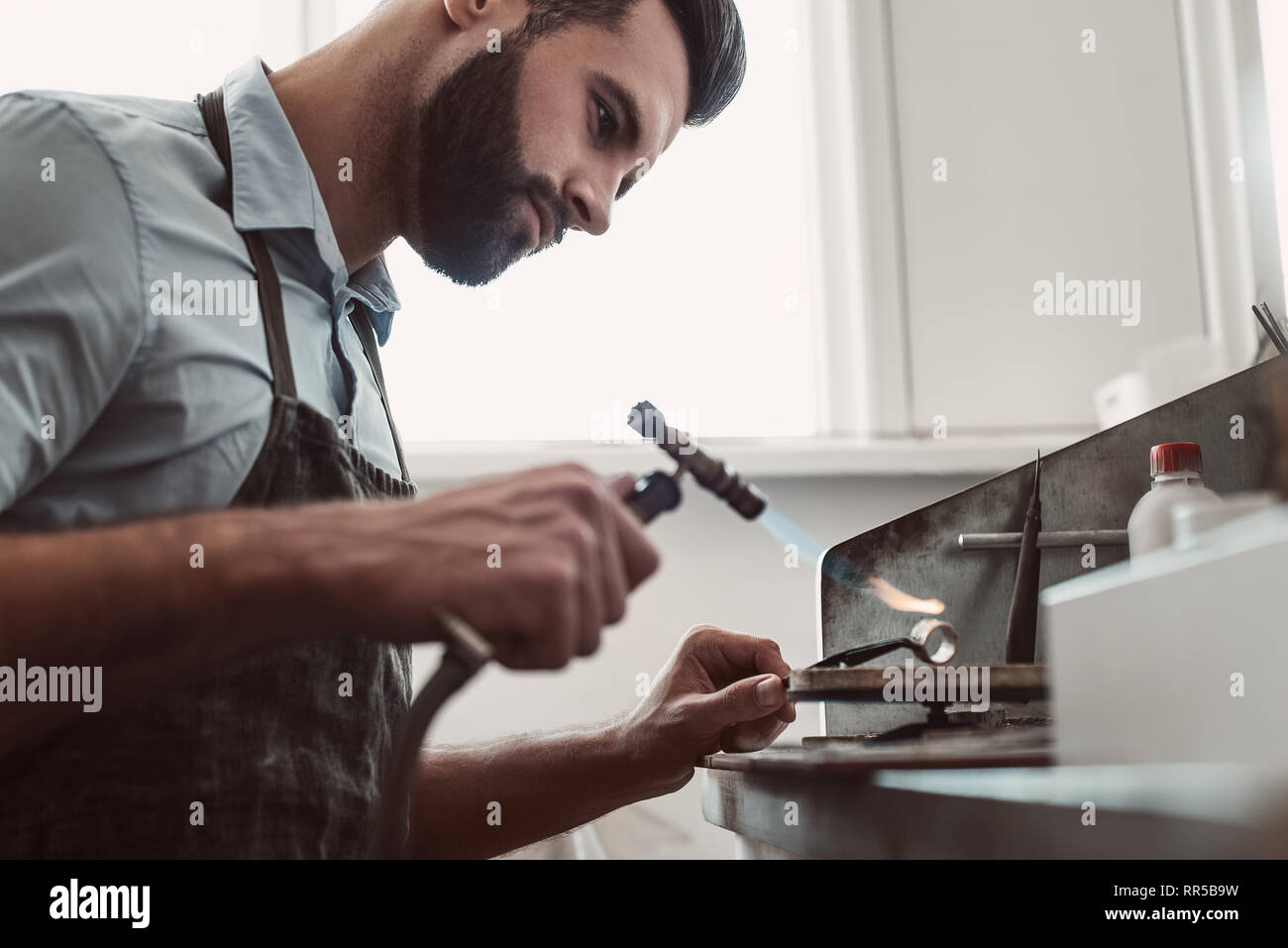 Soldering process hires stock photography and images Alamy