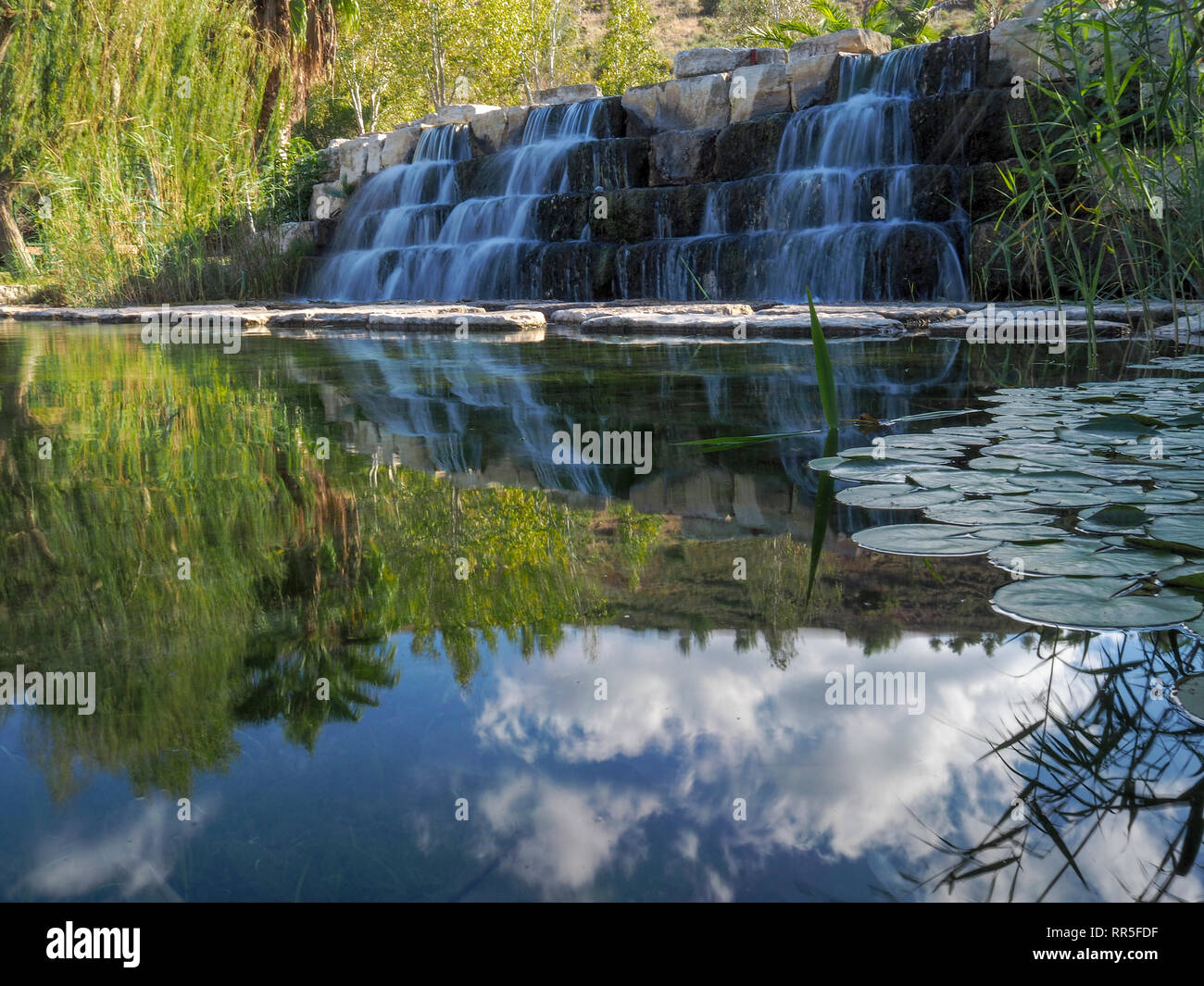 Artificial waterfalls hires stock photography and images Alamy