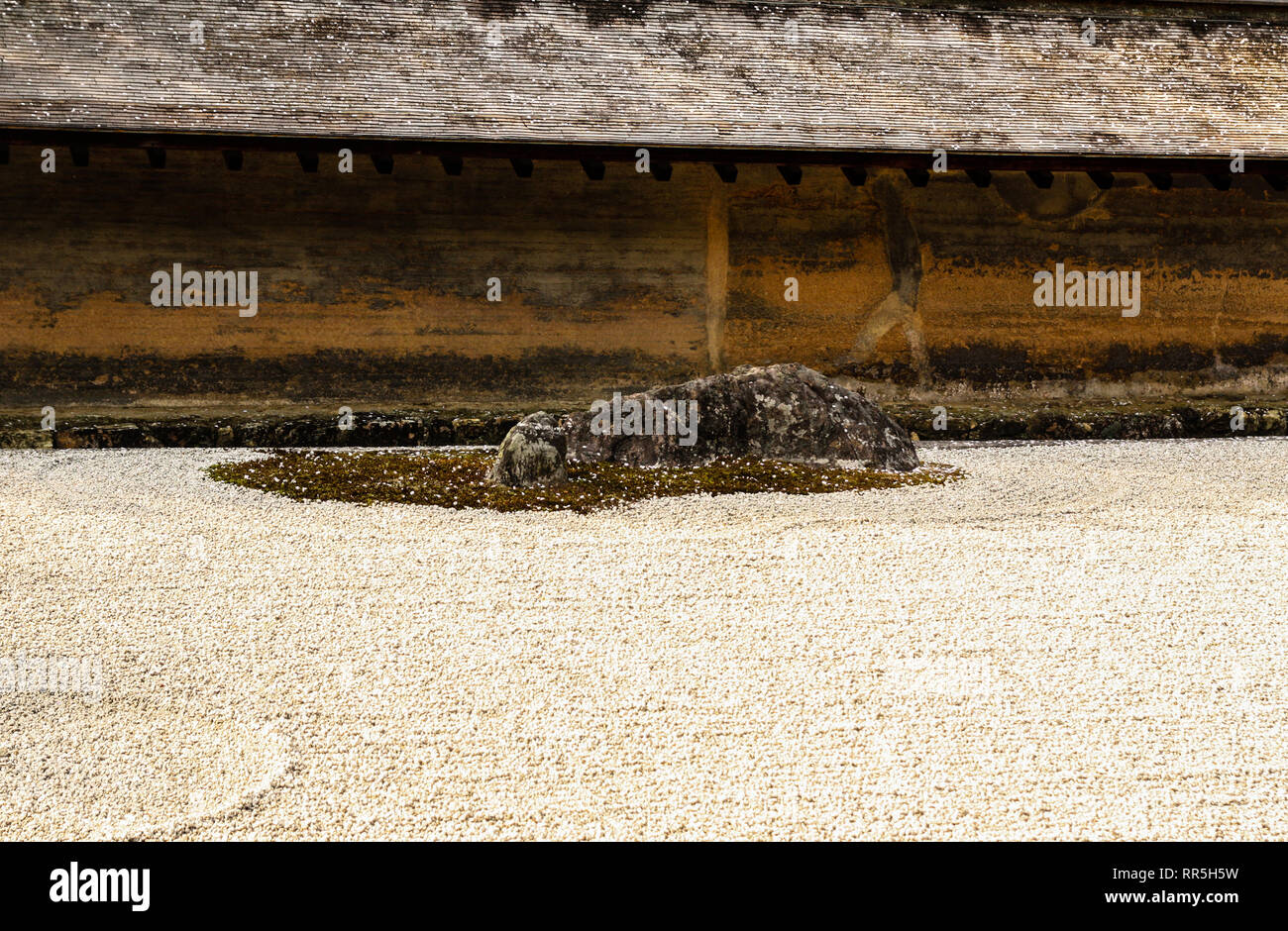 Ryōan-ji Temple, Kyoto, Japan Stock Photo - Alamy
