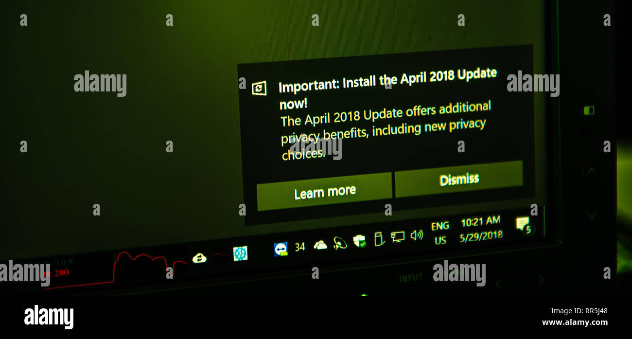 Paris, France - May 29, 2018: Message on the corner of a Computer ...