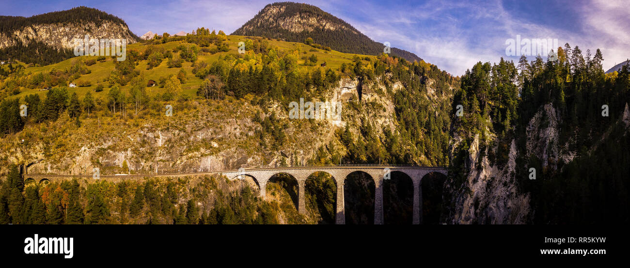 Filisur Landwasser Viaduct, Filisur, Graubunden, Switzerland Stock Photo - Alamy