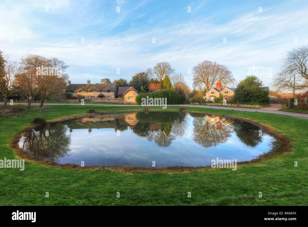 Village dorset pond hires stock photography and images Alamy