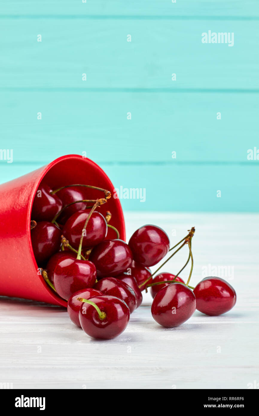 Ripe sweet cherries, vertical image Stock Photo - Alamy