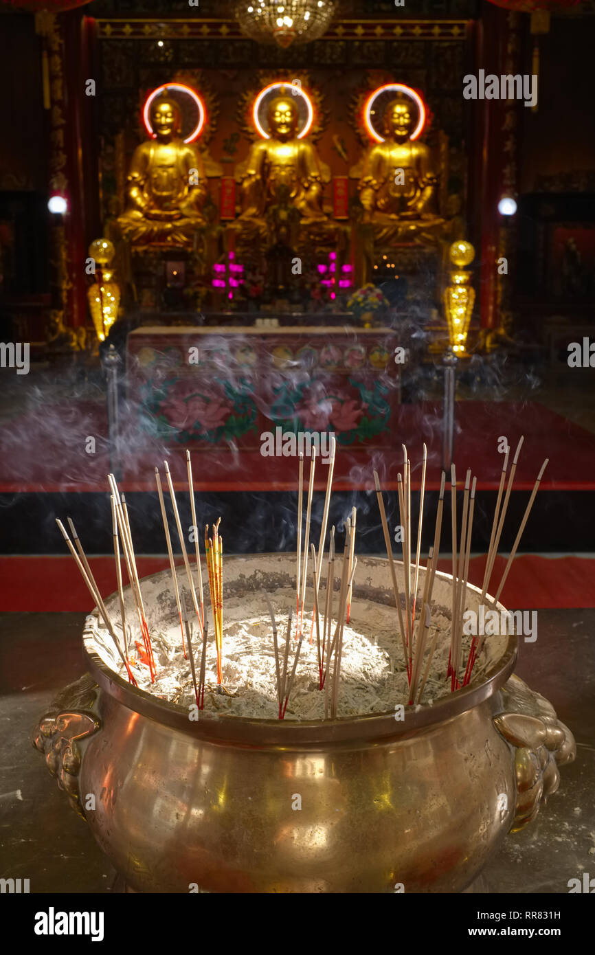 Incense burning in bangkok thailand hires stock photography and images Alamy