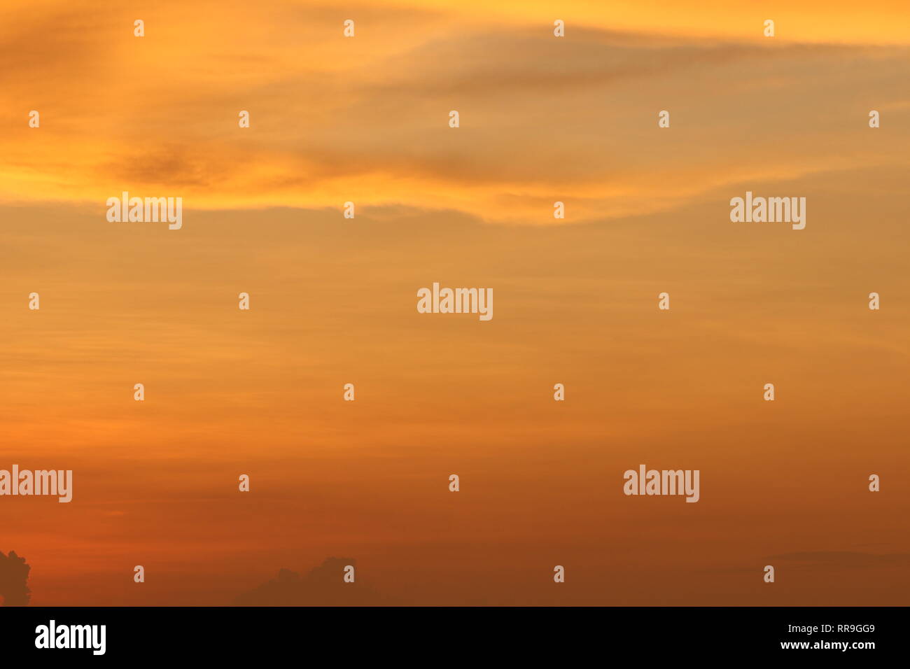 Clear beautiful evening sky hi-res stock photography and images - Alamy