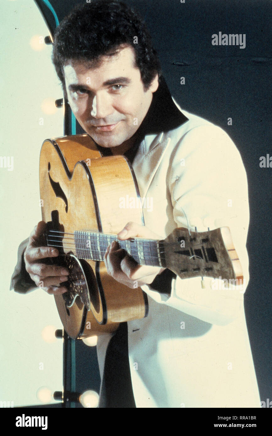 Ted Herold Rock N Roll Sanger Mit Gitarre 80er Jahre United Archives Kpa Reiss Portrait Musik Sanger Musiker Rock N Roll 80er Uberschrift Ted Herold Stock Photo Alamy