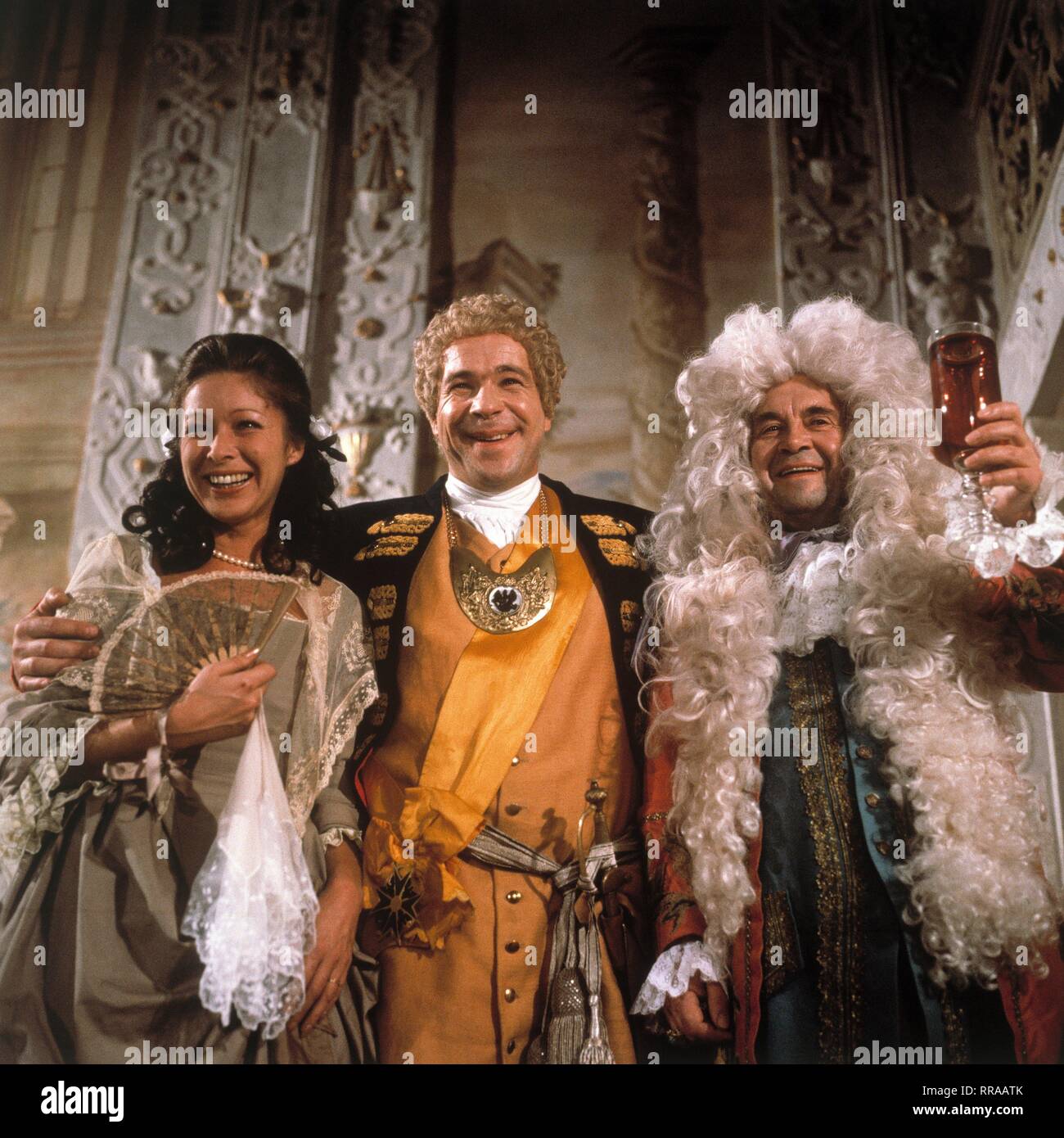 DER KÖNIG UND SEIN NARR / D 1980 / Frank Beyer / MONIKA GABRIEL (Anne de Larrey), GÖTZ GEORGE (Friedrich Wilhelm I.), WOLFGANG KIELING (J.P.v.Gundling) 28338 / Überschrift: DER KÖNIG UND SEIN NARR / D 1980 Stock Photo