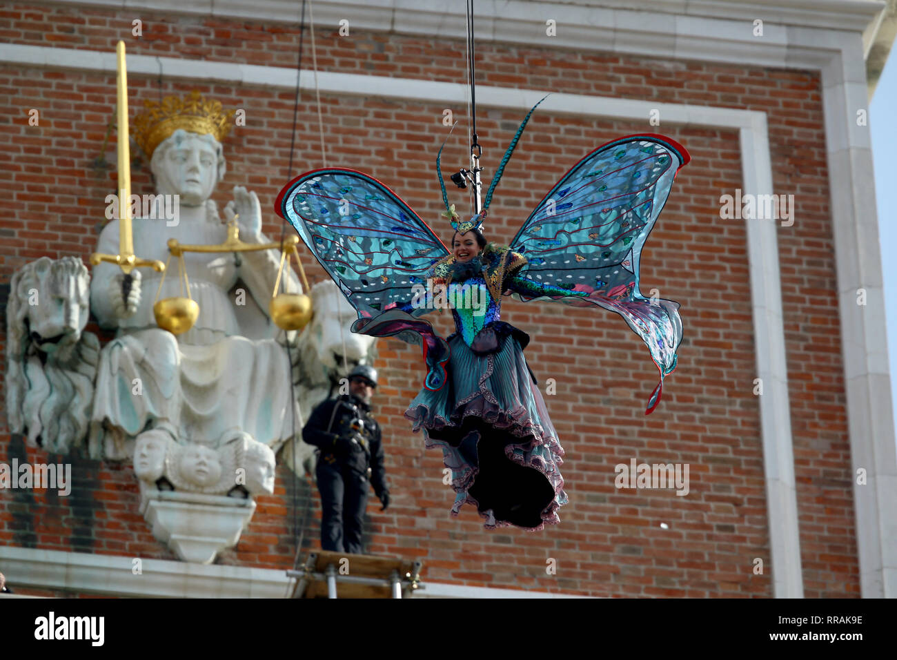 The exciting flight of the Angel of Carnival officially opens the Carnival celebrations in Piazza San Marco. Welcomed in the crowded parterre by the groups of historical reenactments in costume, it will melt the tension of the svolo in the embrace of the Doge and the audience, electrified by the spectacular show that always celebrates, even on national and international networks, the Venice Carnival. As usual, it will be the Maria winner of the 2018 Erika Chia Carnival to take on the role of the new Angel of the 2019 edition. Il Volo dell'Angelo will be preceded this year by the Flight of the  Stock Photo