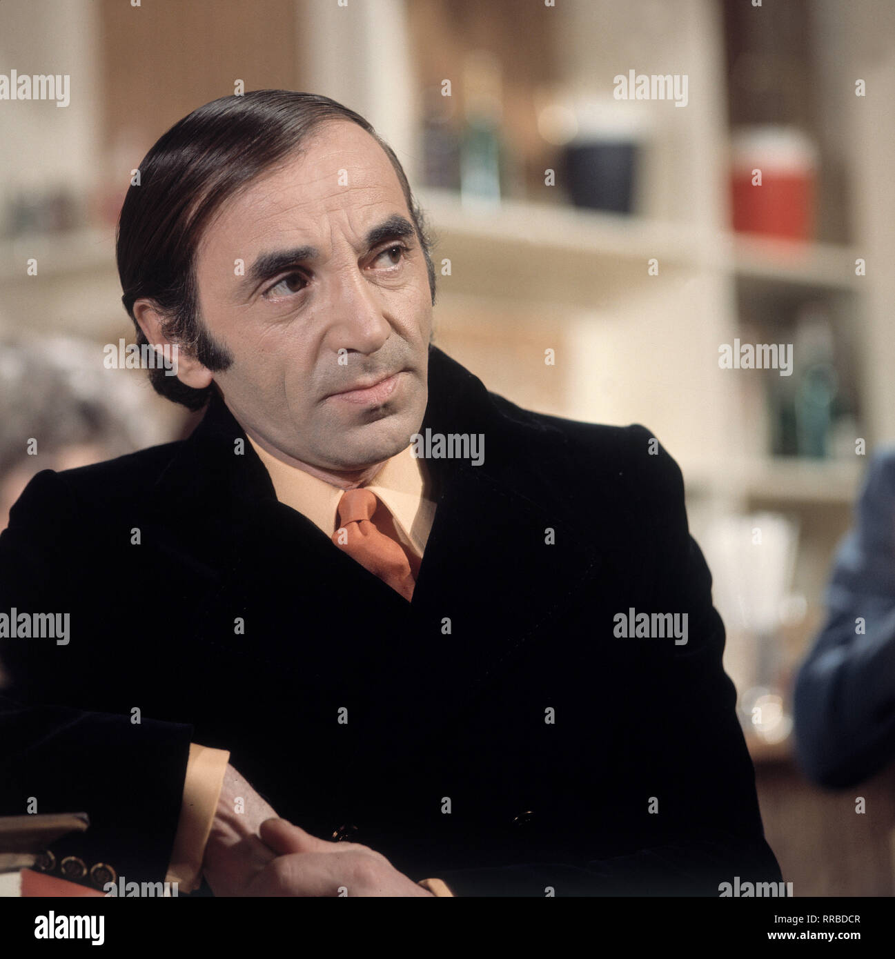 CHARLES AZNAVOUR / CHARLES AZNAVOUR, 70er Jahre. / Überschrift: CHARLES ...