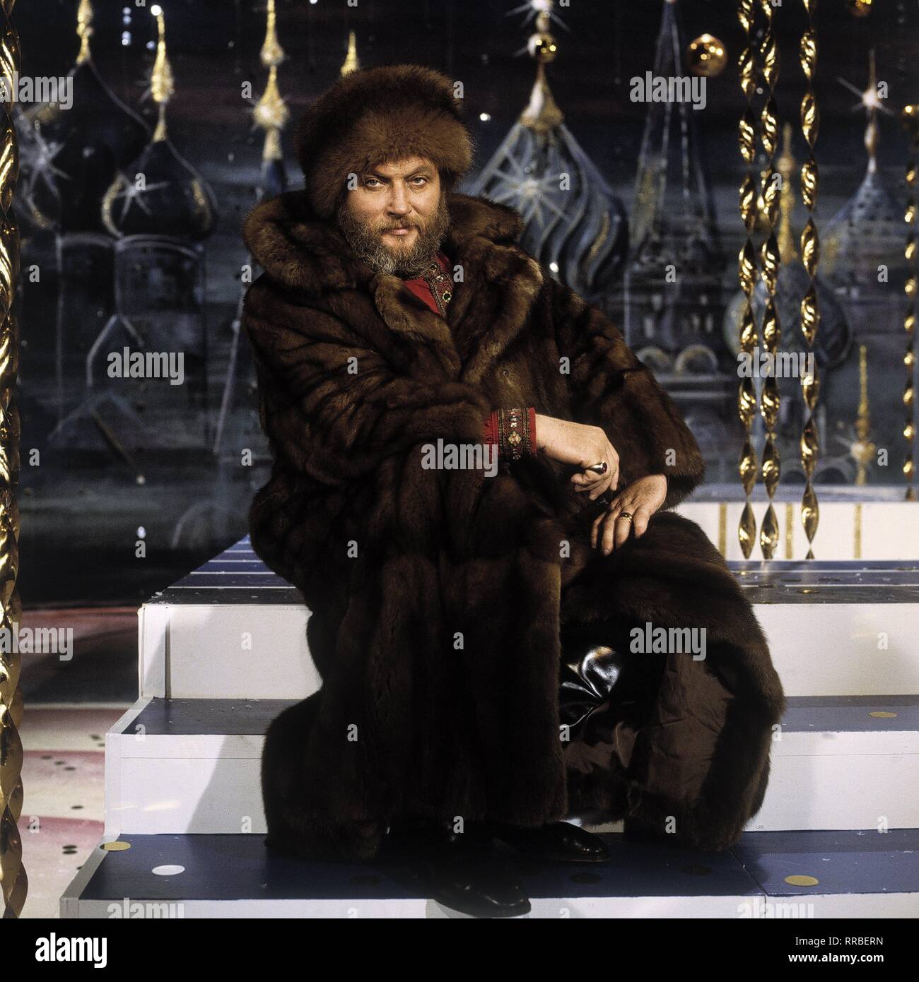 IVAN REBROFF bei einem Showauftritt (1986). / Überschrift: IVAN REBROFF Stock Photo
